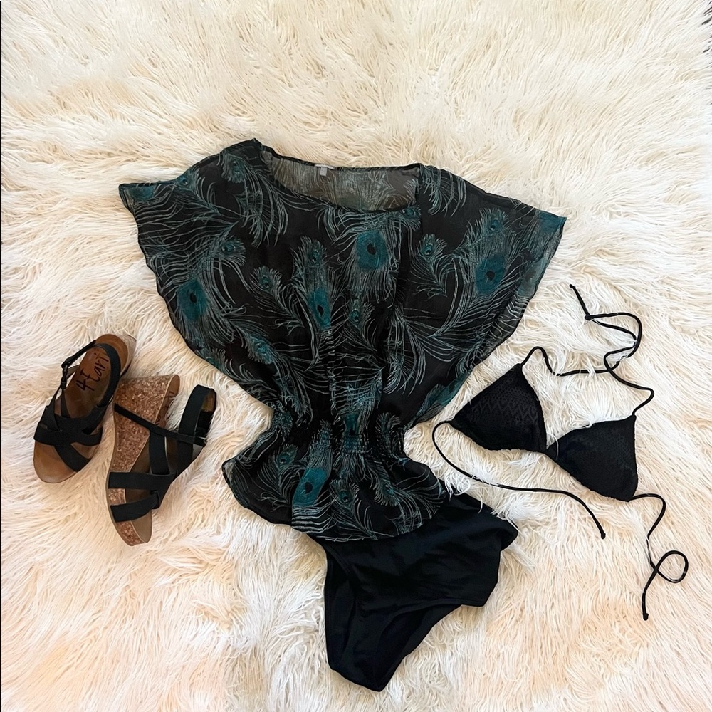 Charlotte Russe swim cover up size small